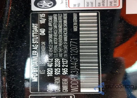 2016 Mercedes-Benz Slk 300 z USA, uszkodzony, nr VIN WDDPK3JA4GF120771